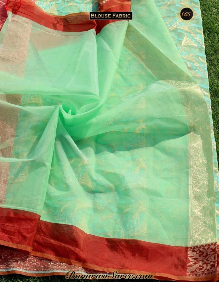 Banarasi Handloom Kora Silk golden zari and thread work Saree - Image 4